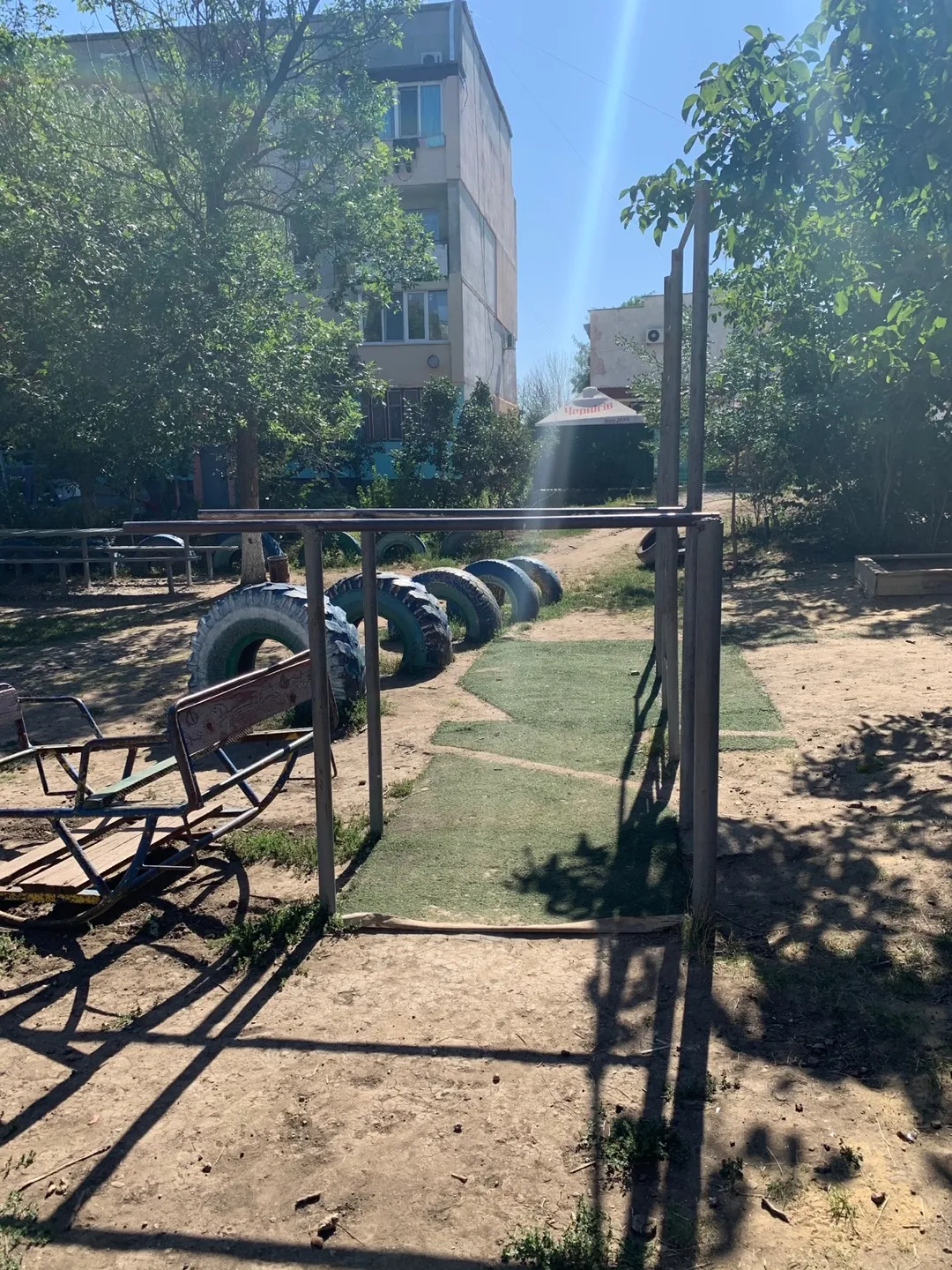 Sbarra per trazioni presso Calisthenics Park at вулиця Богдана Хмельницького, Великий Дальник – foto 1 di 3