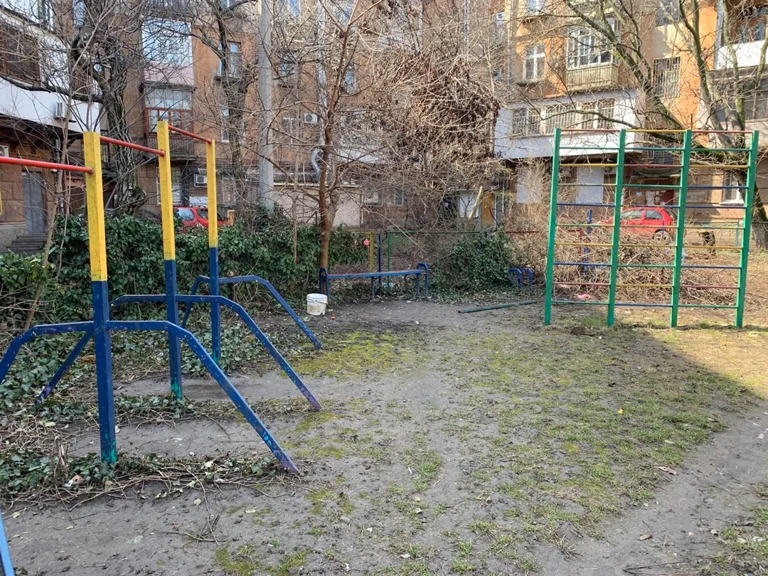 Barras Paralelas en Calisthenics Park at проспект Лесі Українки, Одеса – foto 2 de 2