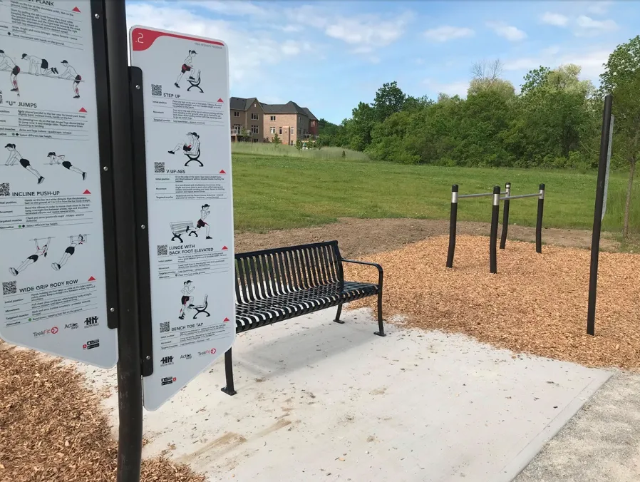 Упори для віджимань на майданчику Calisthenics Park at West Branch Drive, Georgetown – фото 1 з 1