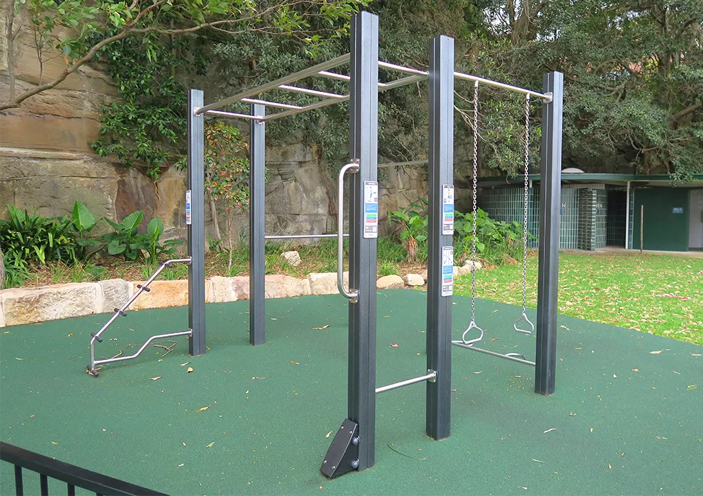 Push Up Bar at Calisthenics Park at High Street, Sydney – photo 5 of 5