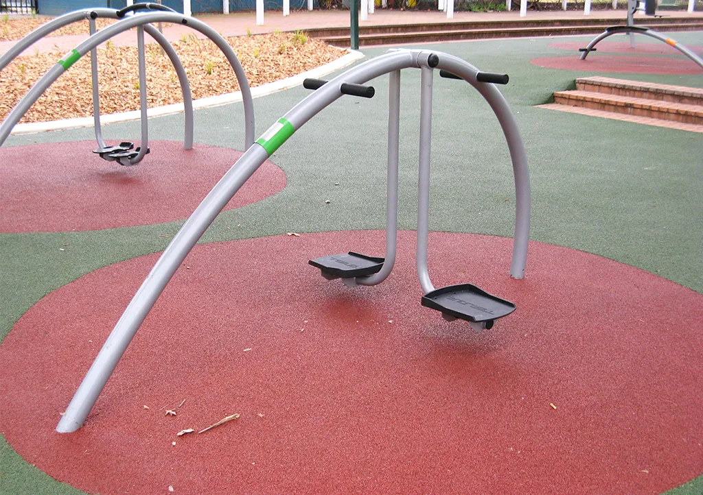 Skieur aérien à Calisthenics Park at Dubbo Aquatic Leisure Centre, Dubbo – photo 7 sur 7