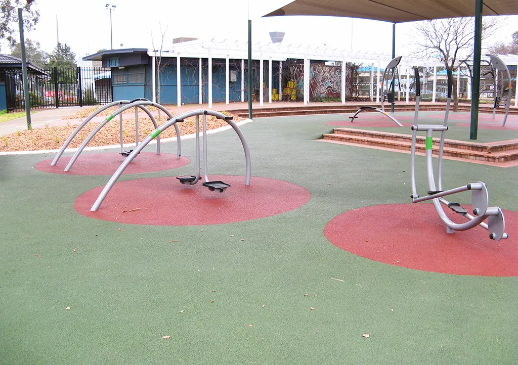 Espalier à Calisthenics Park at Dubbo Aquatic Leisure Centre, Dubbo – photo 4 sur 7