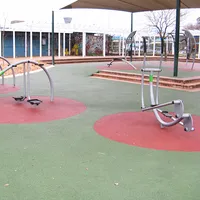 Calisthenics Park at Dubbo Aquatic Leisure Centre, Dubbo - thumbnail 4
