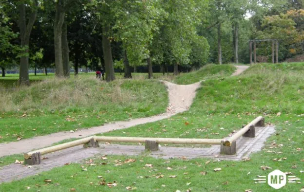 Barra de Equilibrio en Calisthenics Park at Upton Lane, Greater London – foto 4 de 4