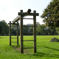 Calisthenics Park at Groombridge Road, Greater London - thumbnail 4