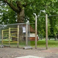 Calisthenics Park at Midnight Path, Greater London - thumbnail 2