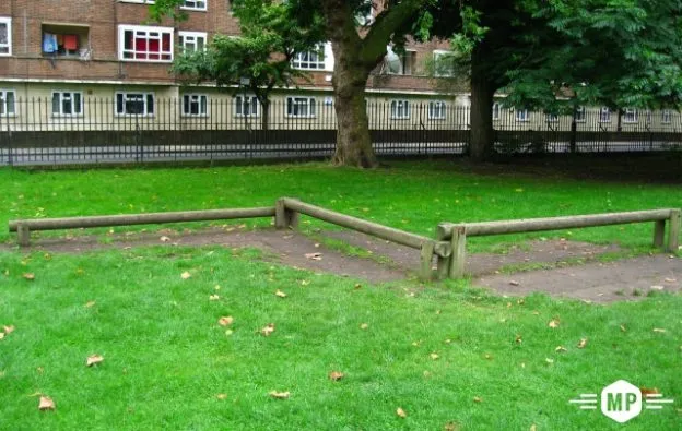 Sprossenwand bei Calisthenics Park at Midnight Path, Greater London – Foto 6 von 6
