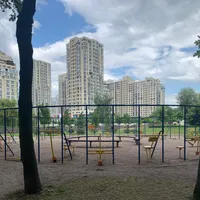 Большая спортивная площадка