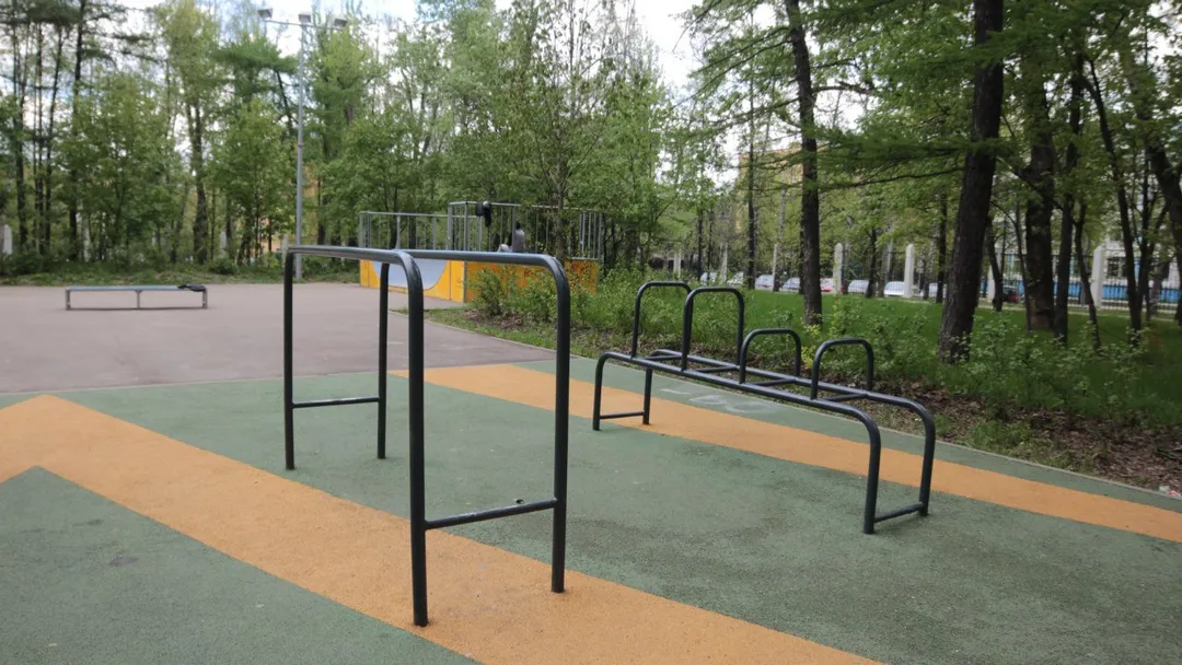 Abs Bench at Calisthenics Park at 4-й Новоподмосковный переулок, Москва – photo 4 of 4