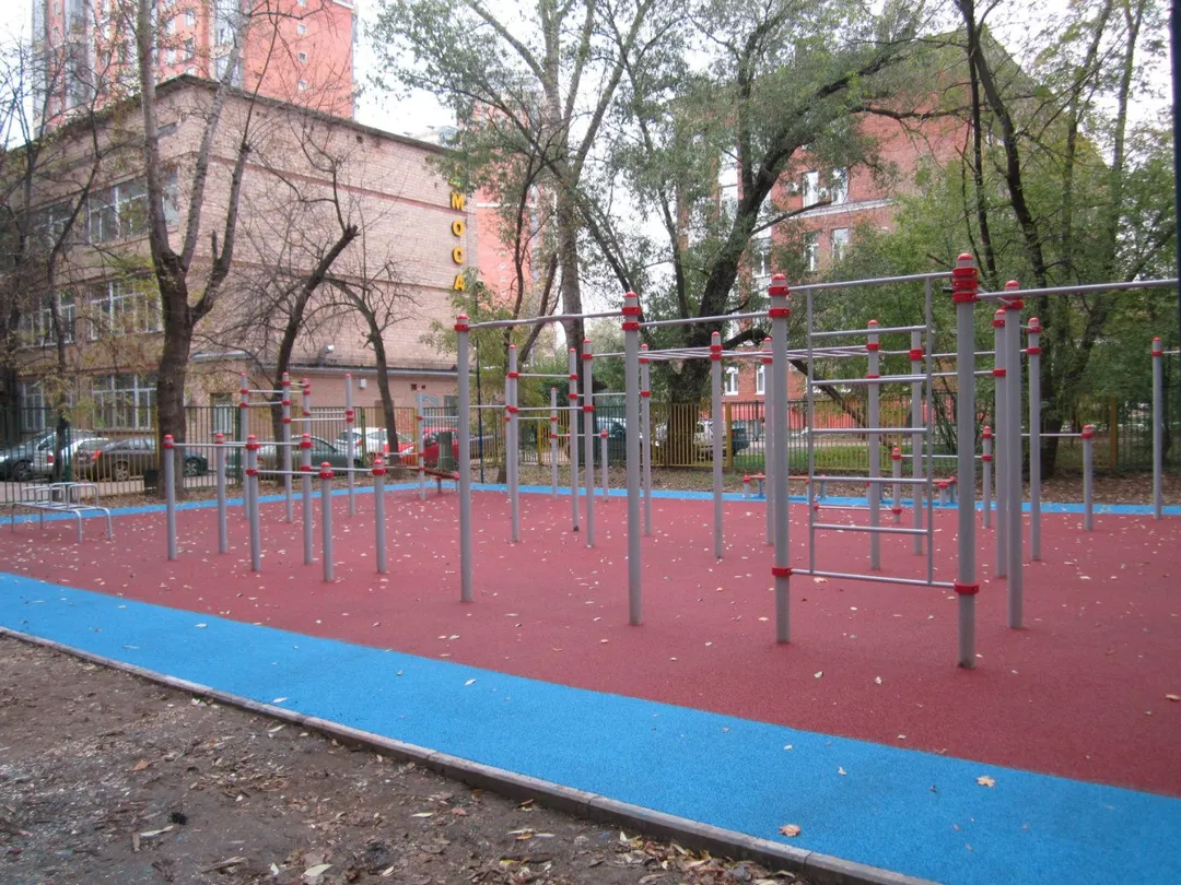 Parallel Gym Bars at Calisthenics Park at 2-й Балтийский переулок, Москва – photo 2 of 7