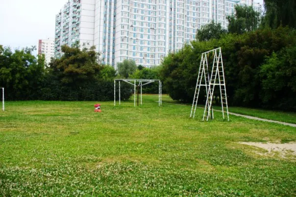 Pull Up Bar at Calisthenics Park at улица Маршала Захарова, Москва – photo 1 of 3