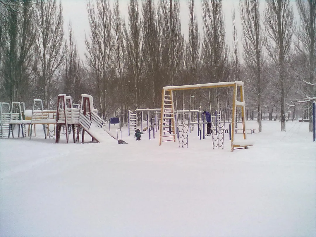 Hangelstange bei Calisthenics Park at Солнечная улица, Самара – Foto 8 von 9