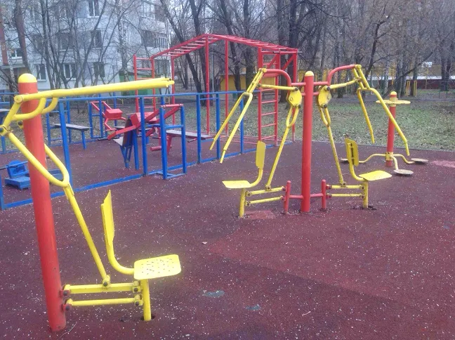 Pull Up Bar at Calisthenics Park at улица Лавочкина, Москва – photo 1 of 3