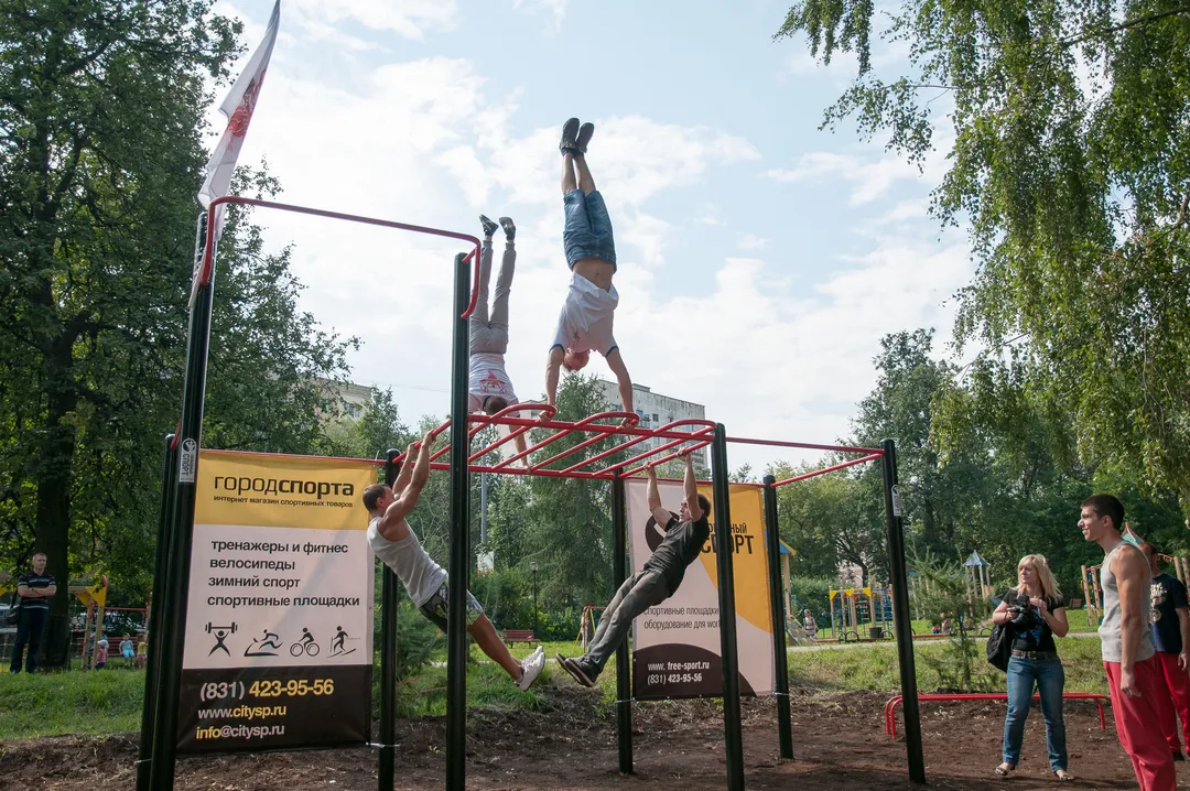 Parallel Gym Bars at Calisthenics Park at улица Максима Горького, Нижний Новгород – photo 2 of 4