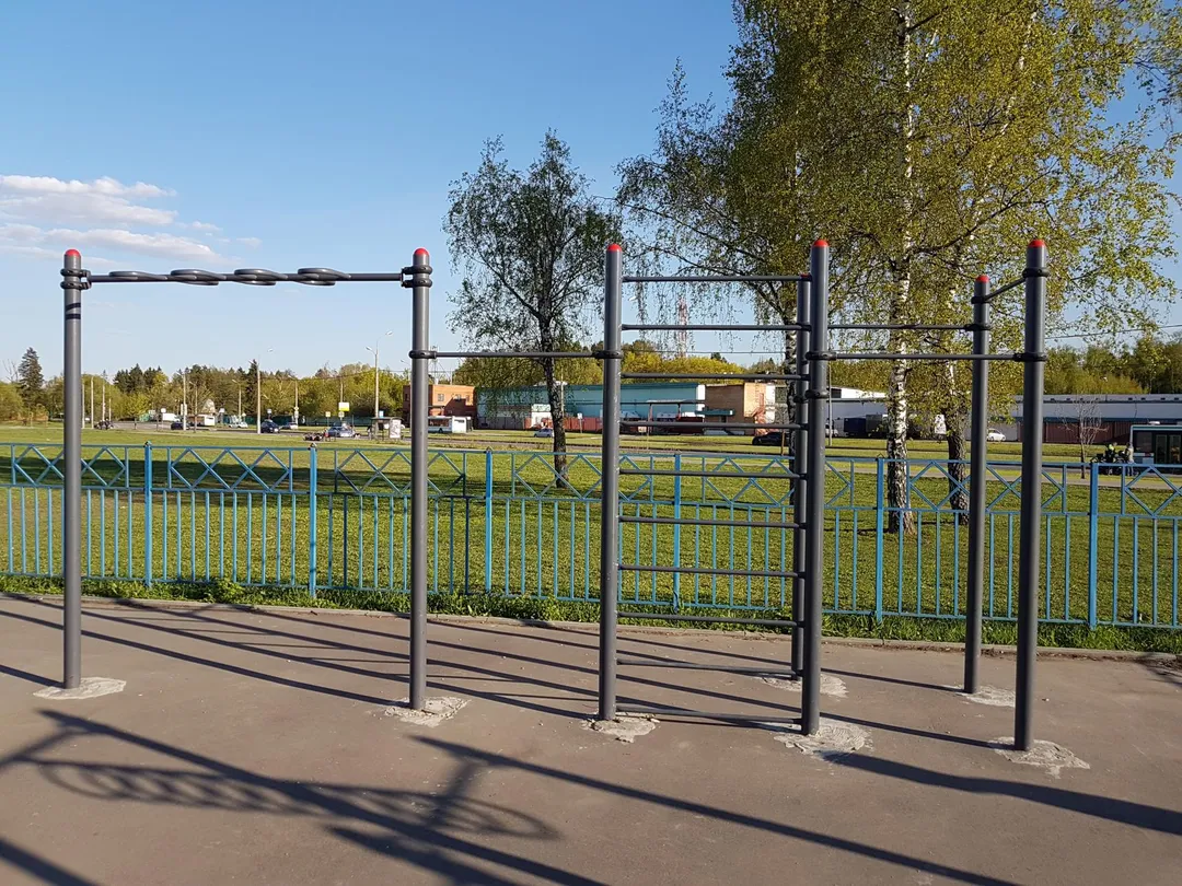 Gymnastic Rings at Calisthenics Park at Венёвская улица, Москва – photo 5 of 8