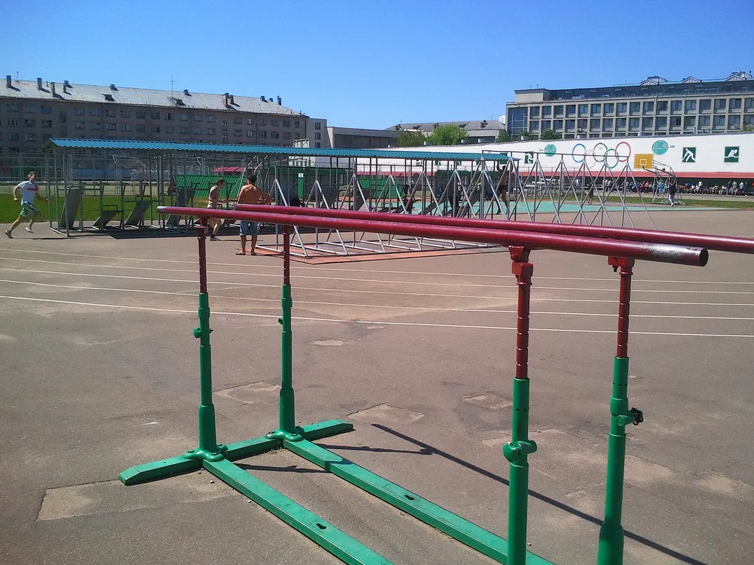 Pull Up Bar at Calisthenics Park at праспект Незалежнасці, Мінск – photo 4 of 4