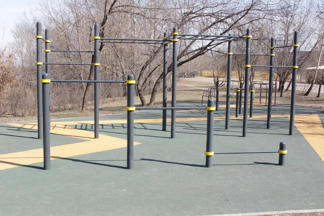 Spalliera presso Calisthenics Park at проспект Андропова, Москва – foto 4 di 14