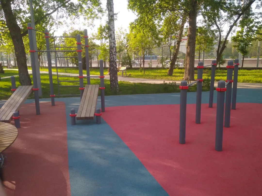 Bare paralele la Calisthenics Park at улица Сущёвский Вал (дублёр), Москва – fotografia 6 din 7