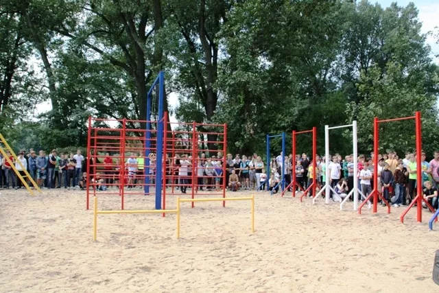 Pull Up Bar at Outdoor Gym in Московский район, Калининград – photo 1 of 2