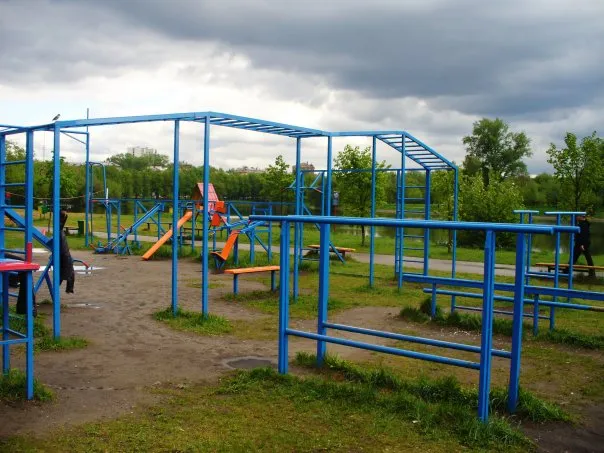 Hangelstange bei Calisthenics Park at Серебряно-Виноградный проезд, Москва – Foto 2 von 6