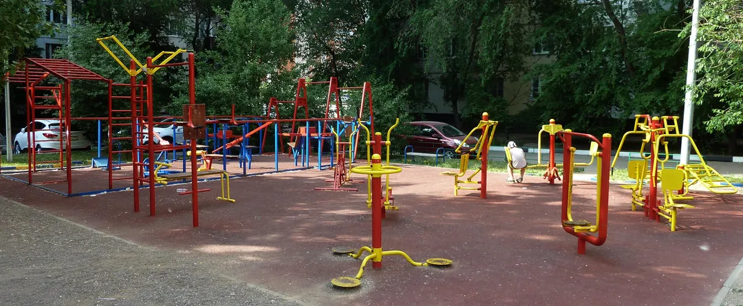 Турнік на майданчику Calisthenics Park at Хорошёвское шоссе, Москва – фото 3 з 3