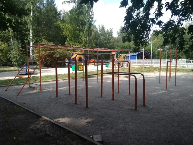 Calisthenics Park at улица Саввы Кожевникова, городской округ Новосибирск