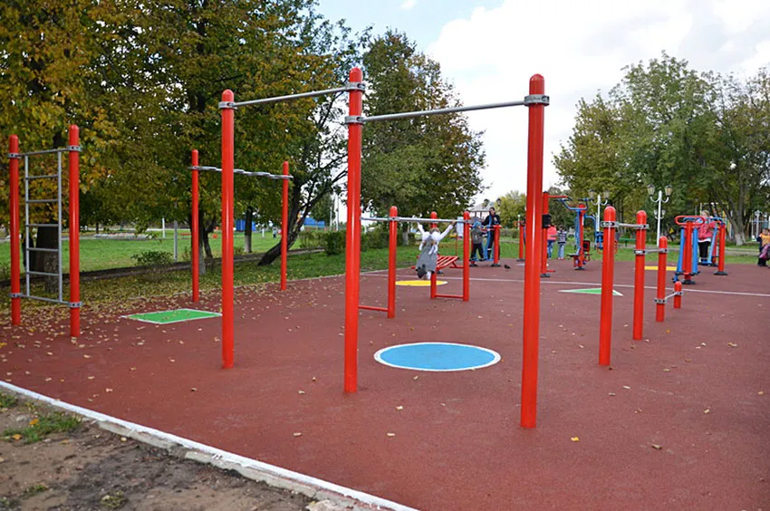 Barren bei Calisthenics Park at Вишнёвая улица, Химки – Foto 1 von 3