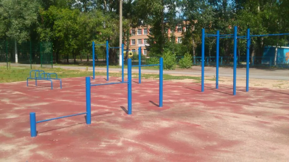 Spalier la Calisthenics Park at улица Батыршина, Казань – fotografia 2 din 5