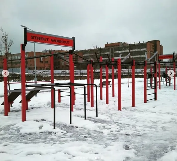 Wall Bars at Calisthenics Park at Пролетарская набережная, Тула – photo 2 of 9