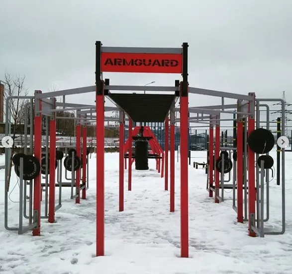 Parallel Gym Bars at Calisthenics Park at Пролетарская набережная, Тула – photo 1 of 9
