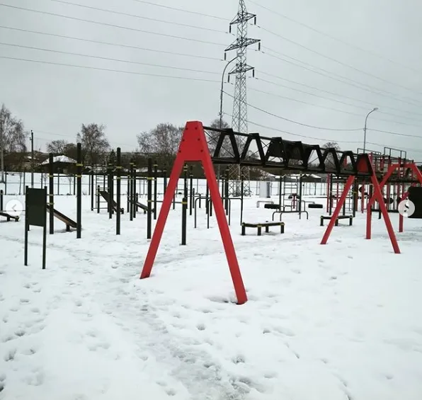 Wall Bars at Calisthenics Park at Пролетарская набережная, Тула – photo 8 of 9