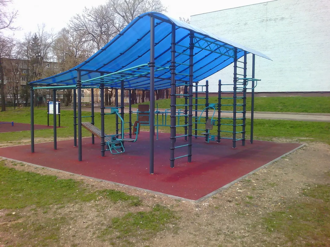 Parallel Gym Bars at Calisthenics Park at MBOU DOD SDYUSSHOR "Yunost", Torzhok – photo 1 of 4