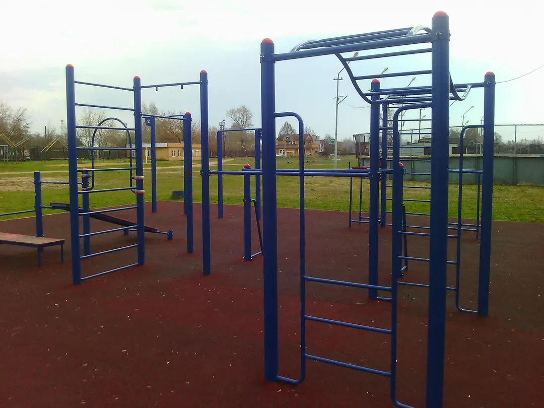 Abs Bench at Calisthenics Park at MBOU DOD SDYUSSHOR "Yunost", Torzhok – photo 3 of 4