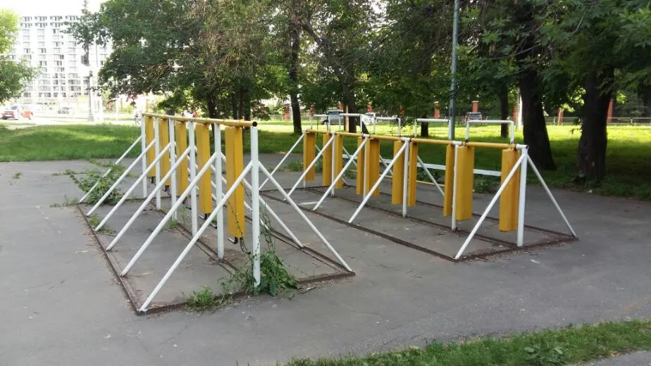 Barras de Mono en Calisthenics Park at 3-я Песчаная улица, Москва – foto 3 de 7