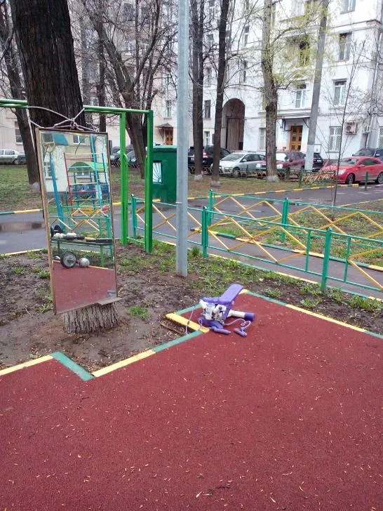 Barras de Mono en Calisthenics Park at набережная Тараса Шевченко, Москва – foto 8 de 8