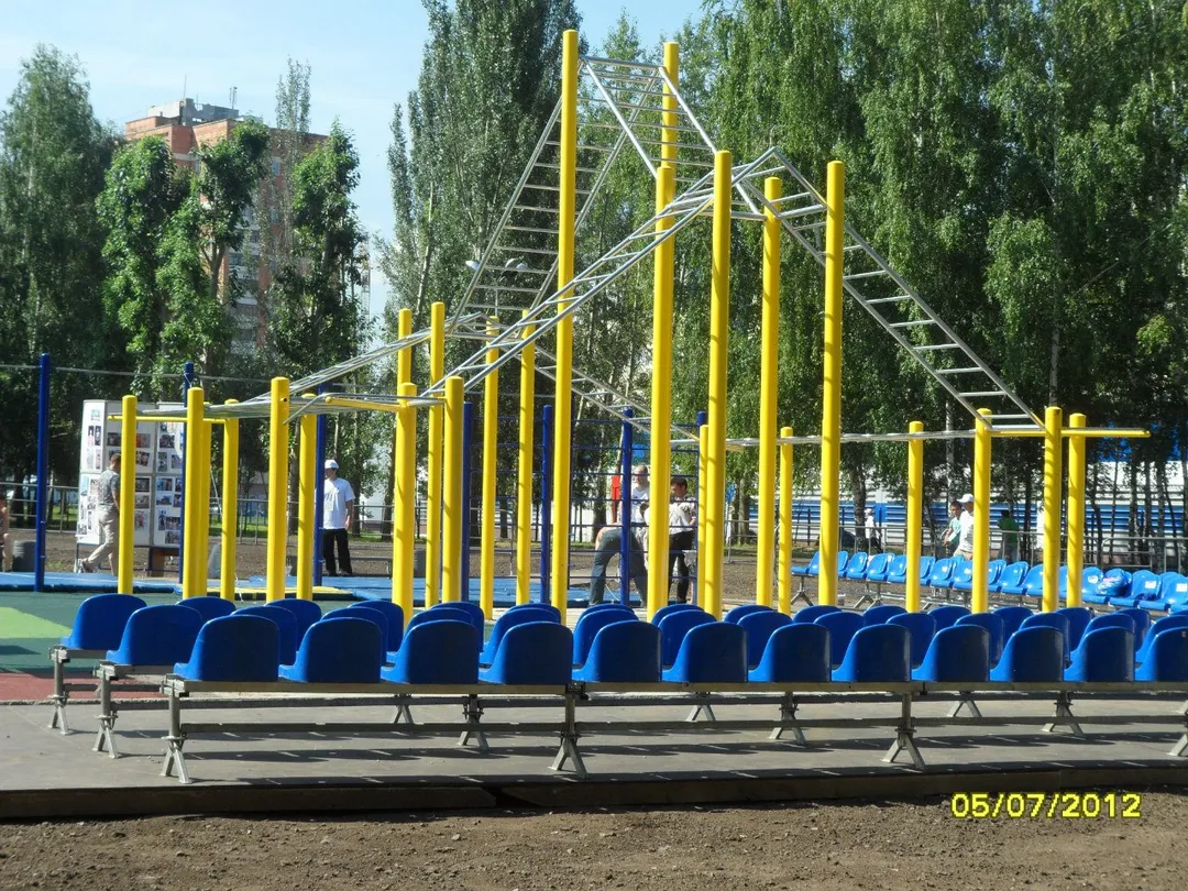 Barres parallèles à Calisthenics Park at улица Гарифьянова, Казань – photo 2 sur 4
