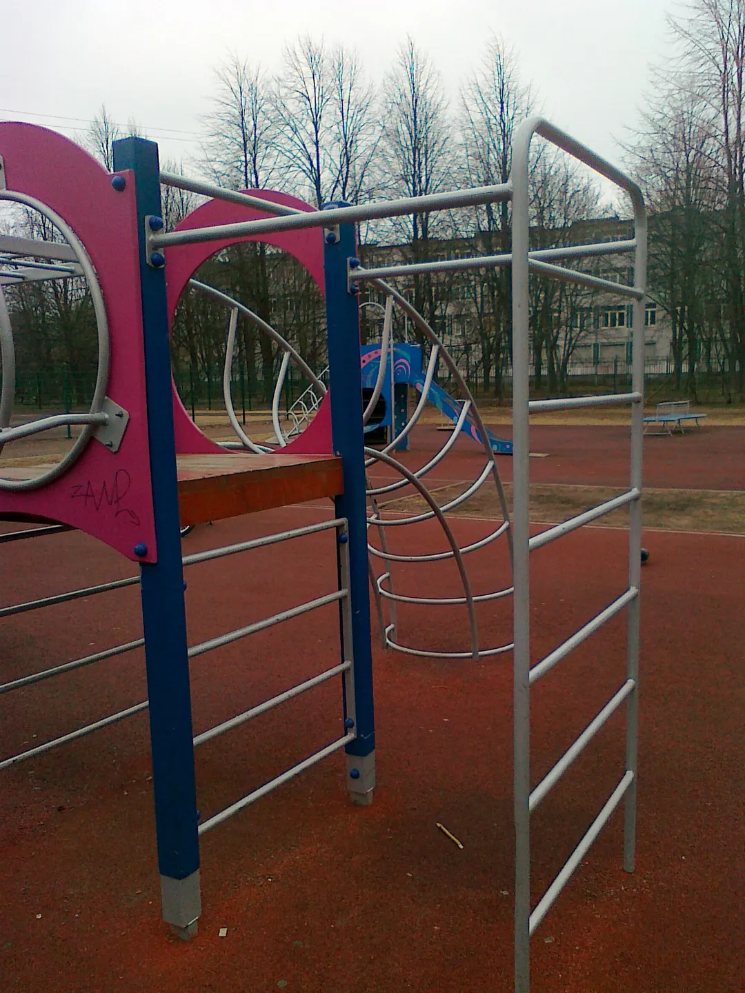 Шведська стінка на майданчику Calisthenics Park at улица Нахимова, Санкт-Петербург #wp1725 – фото 2 з 7