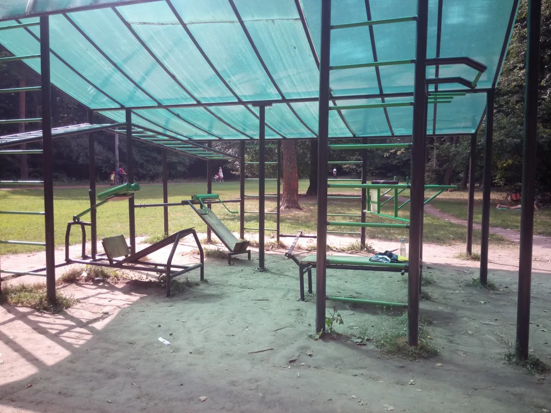 Espalderas en Calisthenics Park at Никольский тупик, Москва #wp1735 – foto 3 de 3