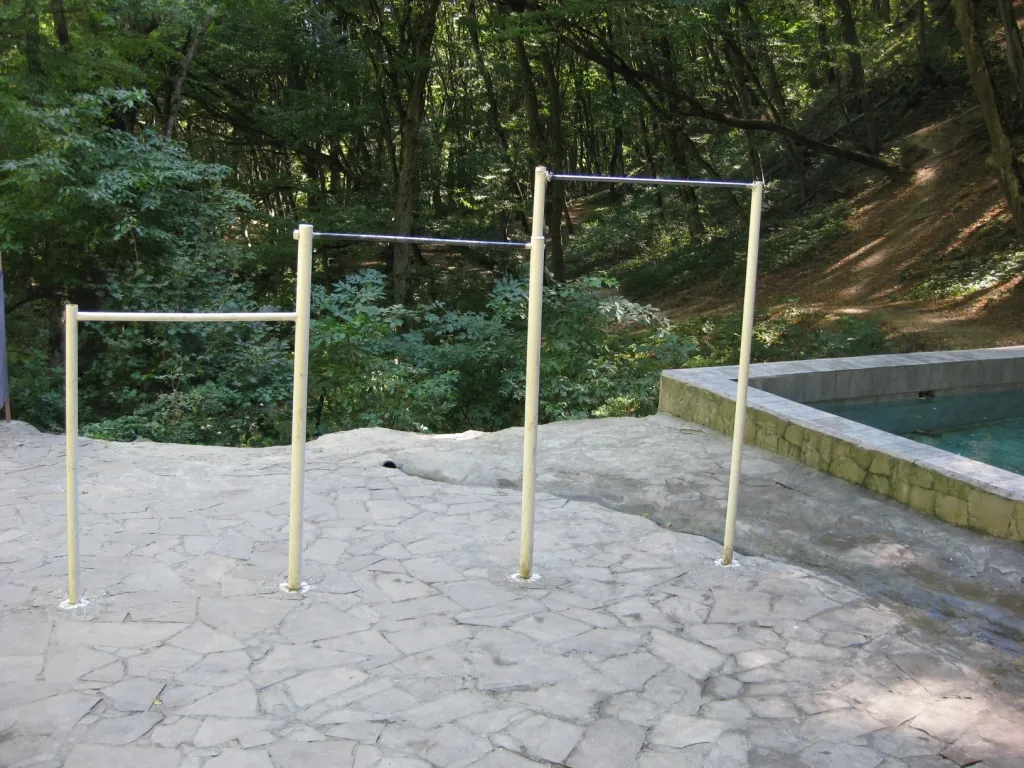 Parallel Gym Bars at Calisthenics Park at улица Лермонтова, Ставрополь – photo 1 of 5