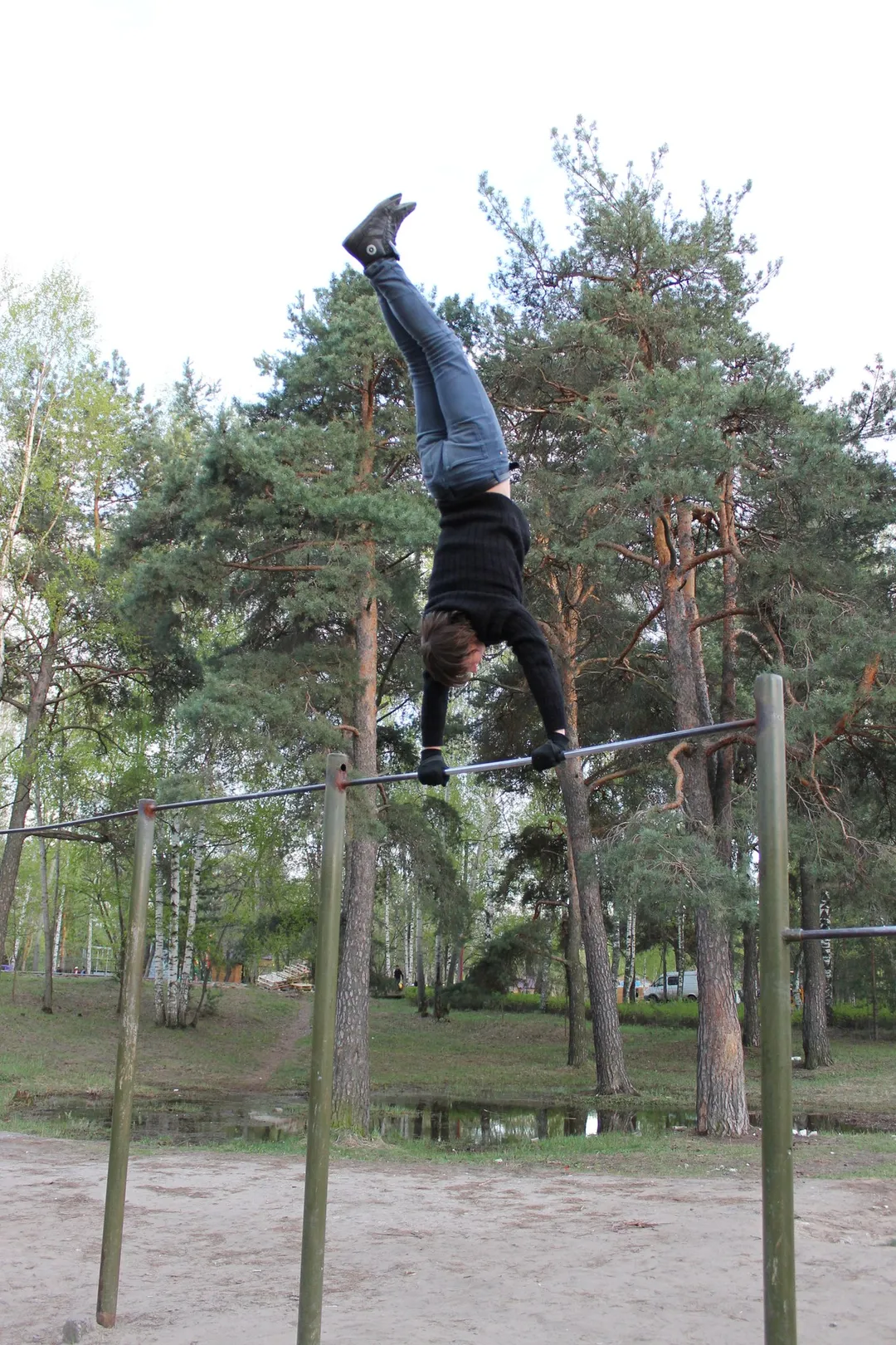 Parallel Gym Bars at Calisthenics Park at улица Энгельса, Нижний Новгород – photo 2 of 2
