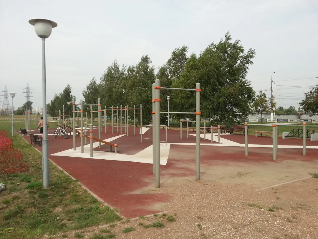 Турнік на майданчику Calisthenics Park at улица Борисовские Пруды, Москва – фото 4 з 4