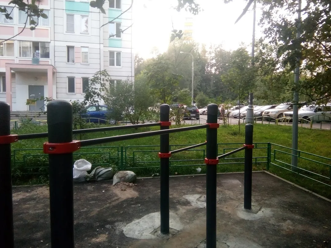 Barras Paralelas en Calisthenics Park at Большая Академическая улица, Москва #wp1794 – foto 5 de 7