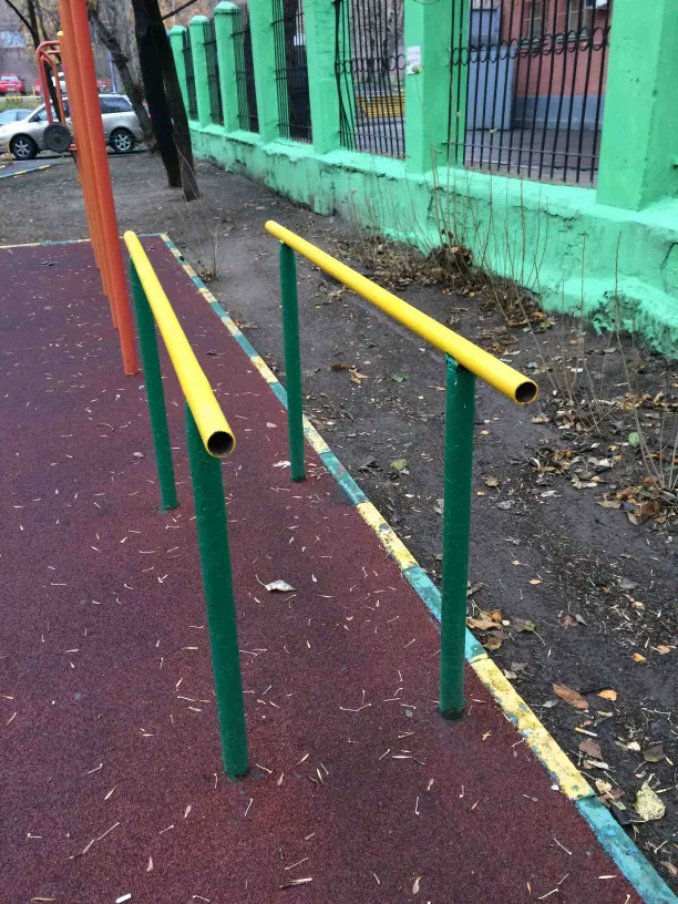Monkey Bars la Calisthenics Park at 2-я Сокольническая улица, Москва – fotografia 3 din 6
