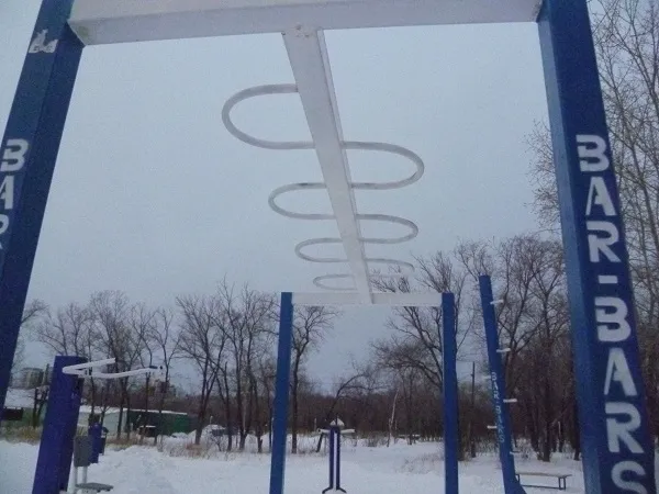 Barres de singe à Calisthenics Park at улица Гумар Караш, Астана – photo 8 sur 8