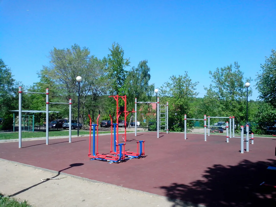 Pull Up Bar at Calisthenics Park at улица Карбышева, Красногорск – photo 1 of 1