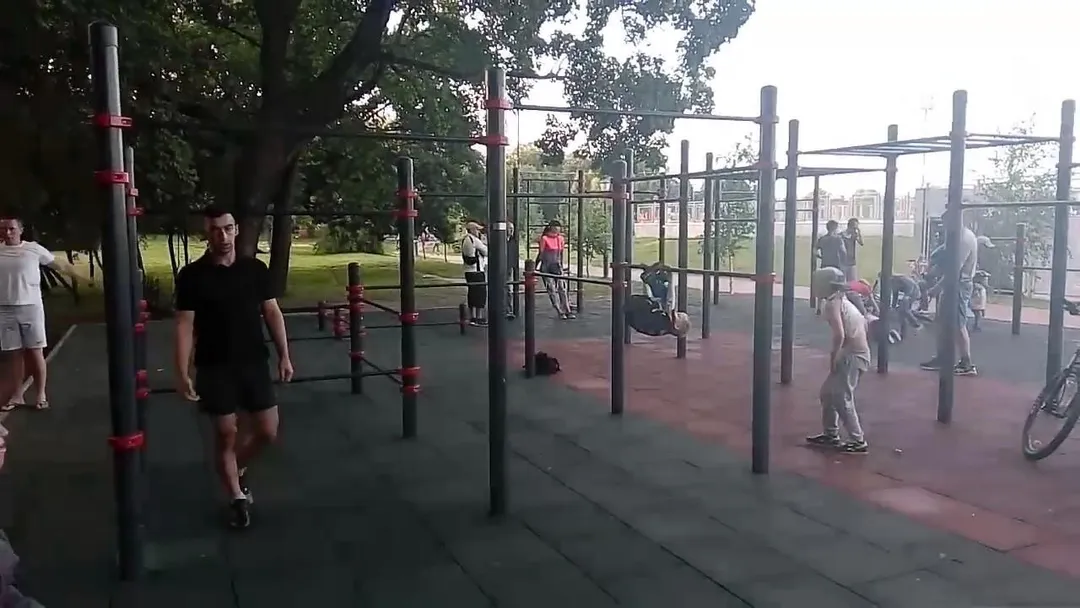 Pull Up Bar at Calisthenics Park at Пролетарская улица, Калининград – photo 1 of 1