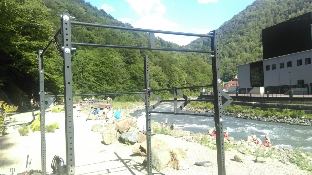 Outdoor Gym in Роза Хутор, Эстосадок – foto 3 de 6