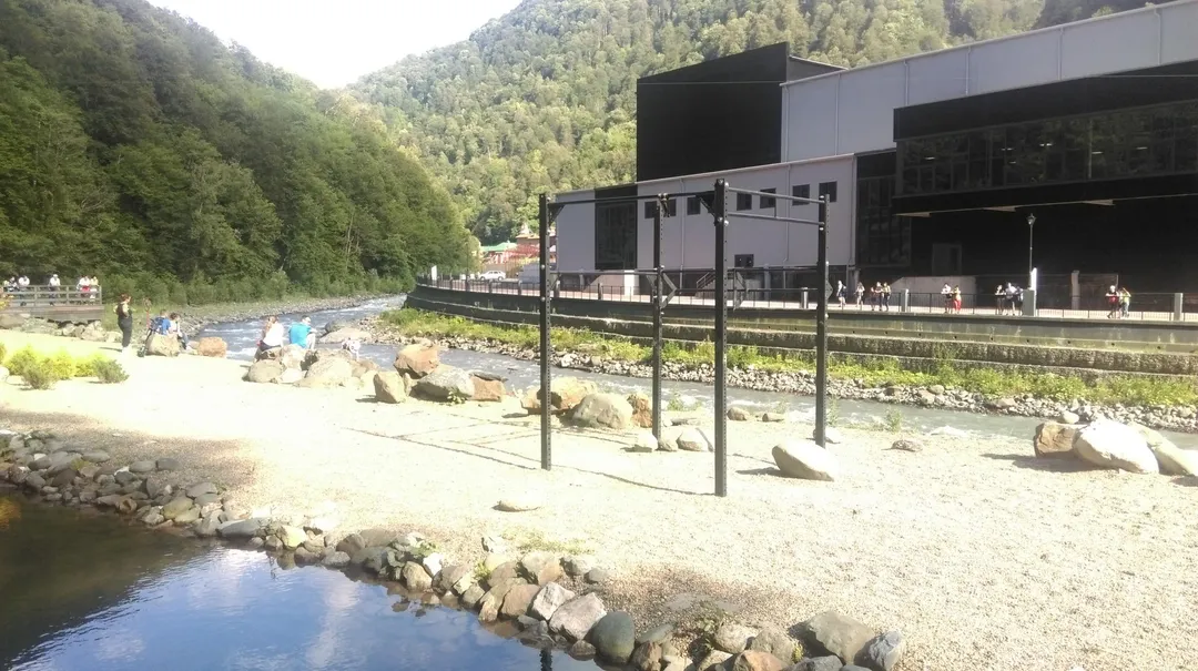 Outdoor Gym in Роза Хутор, Эстосадок – foto 5 de 6