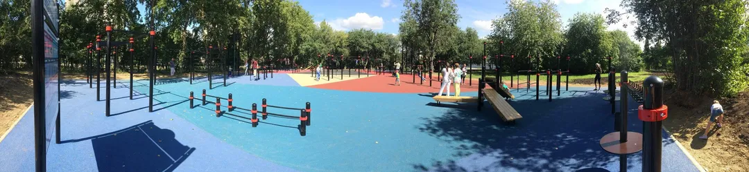 Ground Parallel Bars at Calisthenics Park at Калининец, Екатеринбург – photo 8 of 14