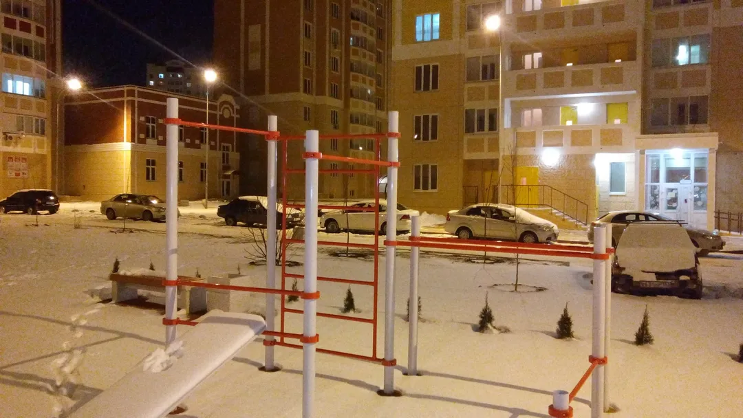 Barras Paralelas en Calisthenics Park at улица Ерёменко, Ростов-на-Дону #wp1907 – foto 2 de 5